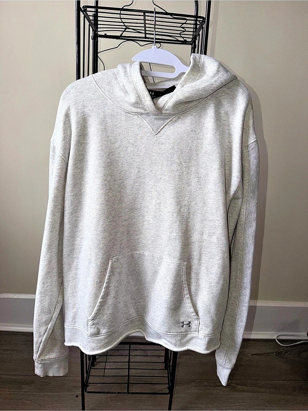 Under Armour Gray Hoodie Size XXL/XTG Like New